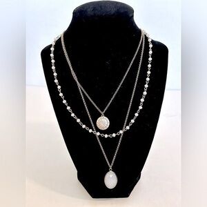 Soraya Layered Necklace - Gold NWOT